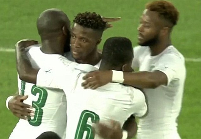 Zaha helps Elephants win on his debut