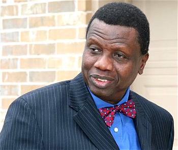 Tithe controversy: Adeboye counsels christian faithful