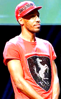 Aubameyang: Why I wore t-shirt to CAF awards