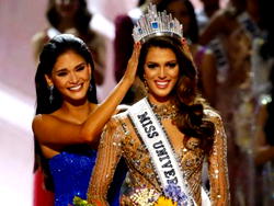 Miss France wins Miss Universe contest