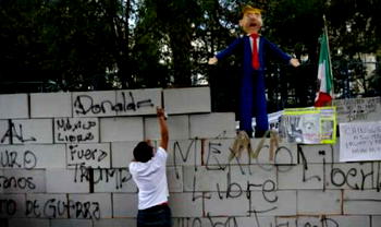 Trump orders National Guard to Mexican border