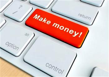 Operating online savings account