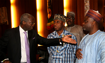 Fashola  promises to complete federal projects