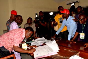 INEC probes 202 officials over N23bn bribe