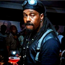 Nollywood actor, Hanks Anuku exits Nigeria, turns Ghanaian