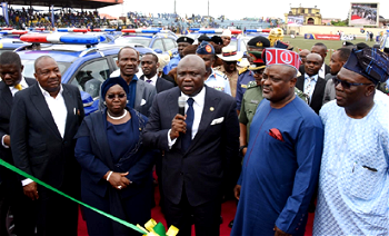 Photos: Gov. Ambode inaugurates Neigbourhood Safety Corps at Agege Mini Stadium, Lagos