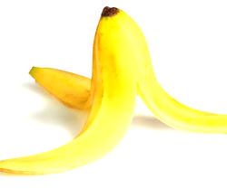 5 amazing things you can do with a Banana peel to aid your beauty