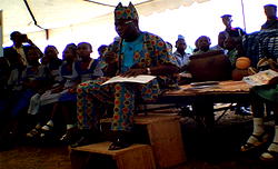 Obasanjo on story time with school children