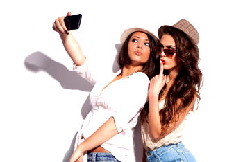 3 phones with best selfie cameras in 2025