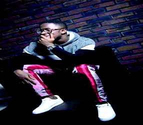 Nigerian singer, Teebee returns with “Alagbon”