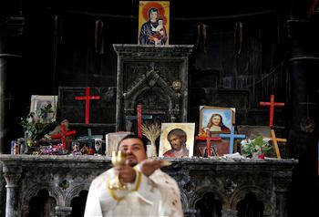 Pope prays for Egypt bomb victims, weeks before visit