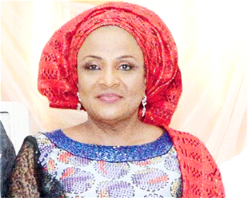 Ajimobi’s wife presents gifts to New Year babies, others