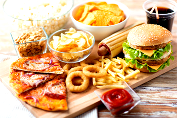 6 signs you are addicted to junk food