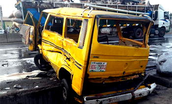 Many injured as two commercial buses collide on Oshodi-Apapa expressway