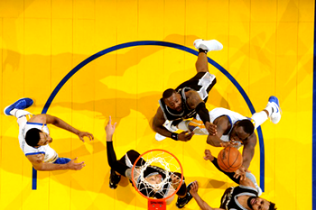 NBA: Warriors rally to stun Spurs after Leonard goes down