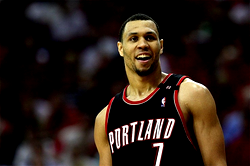 NBA: Former NBA star Roy recovering after shooting