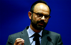 President Macron names centre-right Edouard Philippe as French PM