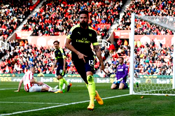 Top 4 in view as Arsenal beat Stoke 4-1