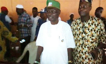 Ogun 2019: Akinlade’s loyalists dump PDP for APC