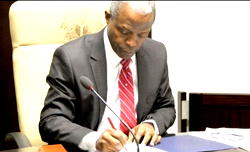 Don says Osinbajo’s signing of 2017 budget a welcome development