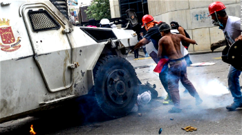 Looting grips Venezuelan city