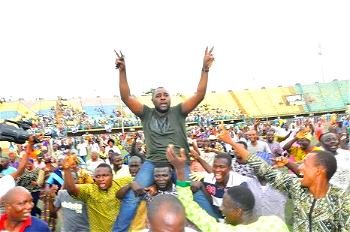 Lagos APC LG Primary: Dele Oshinowo appreciates party members