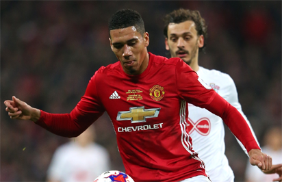 Momentum is crucial for United- Smalling