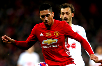 Momentum is crucial for United- Smalling