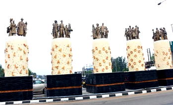 Photo: Newly built statue at Maryland