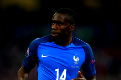 Matuidi calls on France fans to sing English anthem
