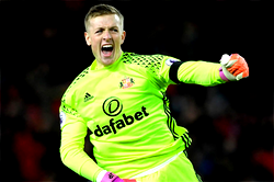 Everton seal £30 million deal for Pickford