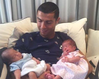 Photo: Ronaldo shows off his twin baby boys after surrogate birth