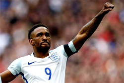 Defoe delighted with Bournemouth return