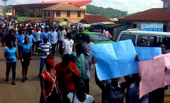 Ekiti students protest against Fayemi’s injunction to stop probe