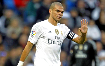 Pepe bids farewell to Real Madrid fans