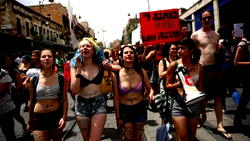 Hundreds of women wearing bras, shorts stage ‘SlutWalk’ in Jerusalem