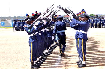 NAF inaugurates 18 units of 2 bedroom flats for personnel in Minna
