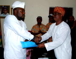 Agboyi-Ketu LCDA : Oshinowo receives handover notes, resumes work