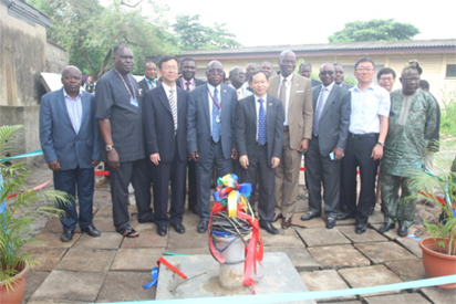 Chinese Consulate donates borehole to UNILAG