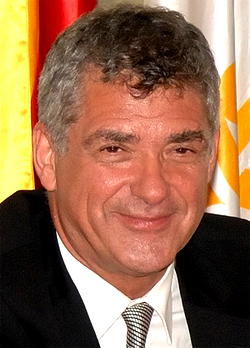 FIFA and UEFA  vice-president, Villar resigns