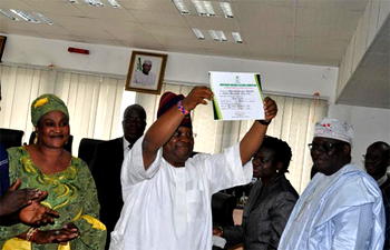 Court orders Adeleke to present certificate