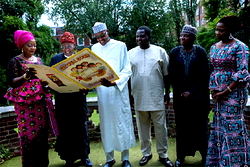 Photos: President Buhari receives Presidential media team, SSA on Diaspora Matters in London