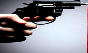 Edo community leader shot dead, Enogie’s palace razed
