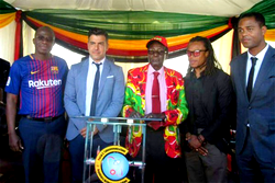 Former Barca stars appear at Mugabe rally
