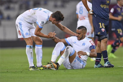 Payet sidelined for two weeks
