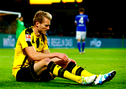 Dortmund’s Schuerrle out for month with thigh injury