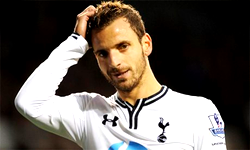 Ex-Spurs striker Soldado to join Fenerbahce – club