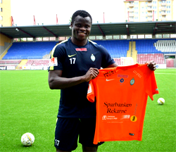 32-year-old Taye Taiwo joins Swedish club
