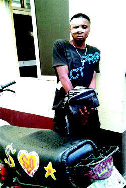 Police find AK-47 rifle in bag abandoned by 3 men