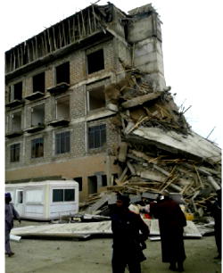 Building Collapse: Stop engaging quacks in building designs, Architects warn Nigerians